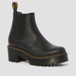 Dr Martens Rometty Wyoming Leather Chelsea platform boots